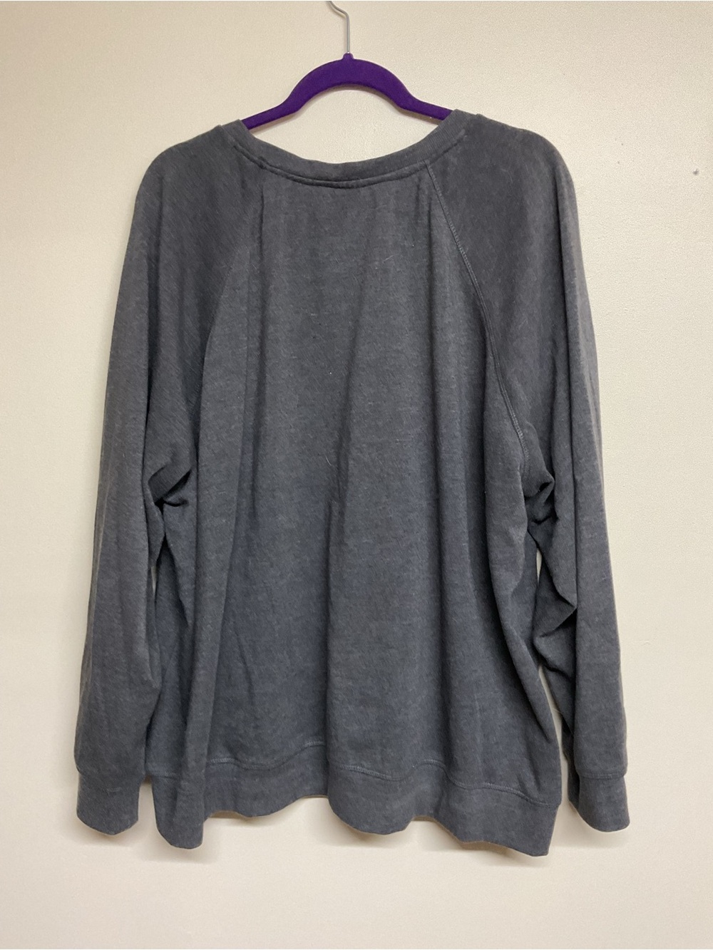 torrid Gray Sweatshirt with Black Star Wars Logo - Picture 4 of 4
